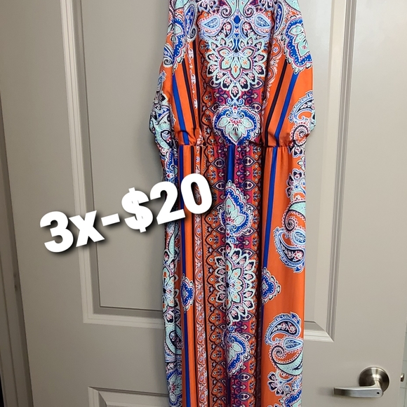 Clothes - Picture 7 of 13